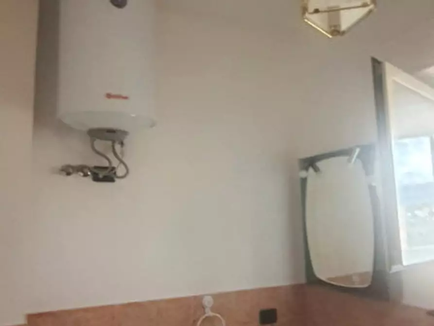 Immagine 18 di Appartamento in vendita  in Via Sbarre Inferiore 437 a Reggio Di Calabria