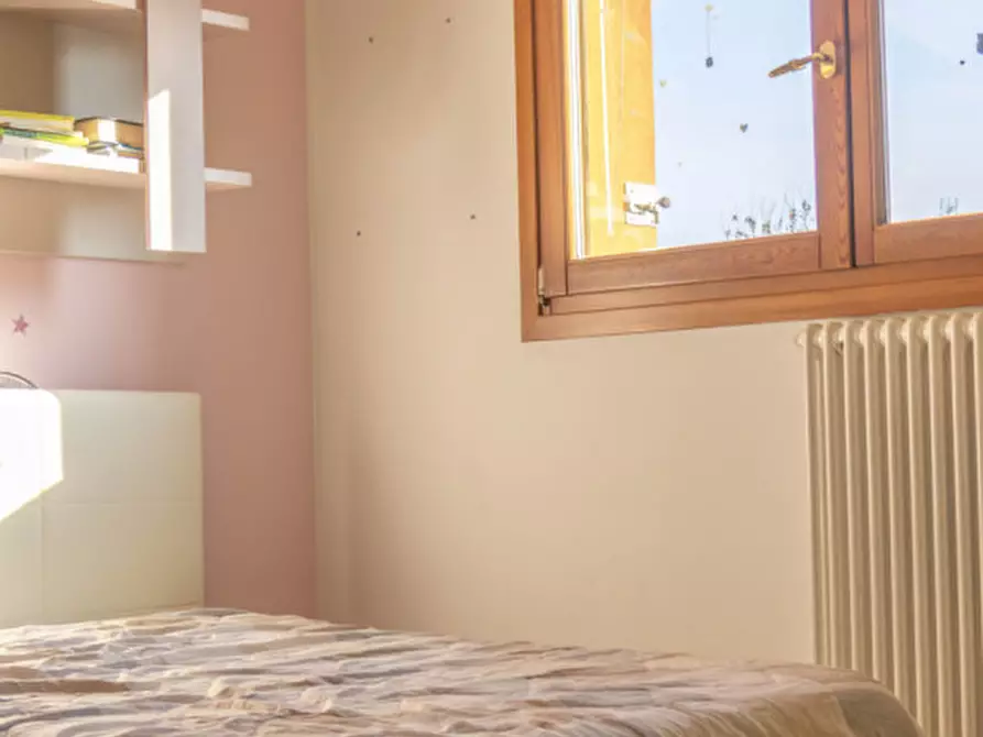 Immagine 25 di Villetta a schiera in vendita  in Via Olmo a Martellago