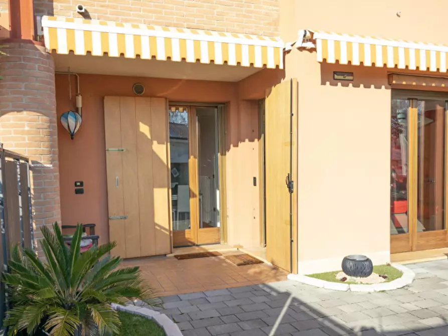 Immagine 37 di Villetta a schiera in vendita  in Via Olmo a Martellago