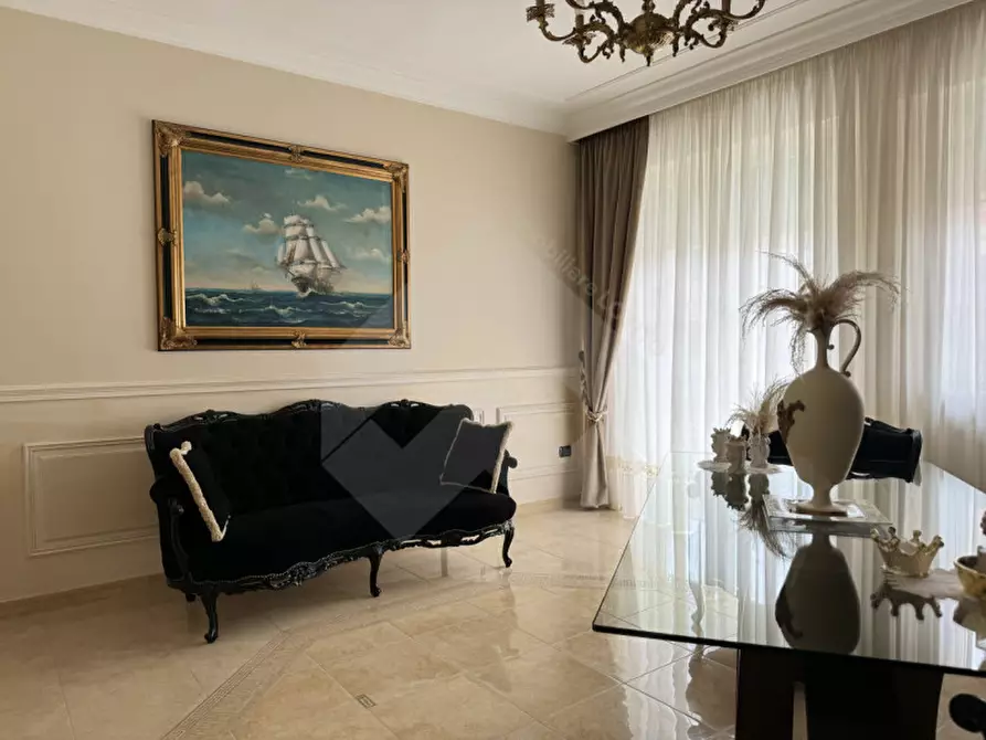 Immagine 5 di Casa indipendente in vendita  a Andria