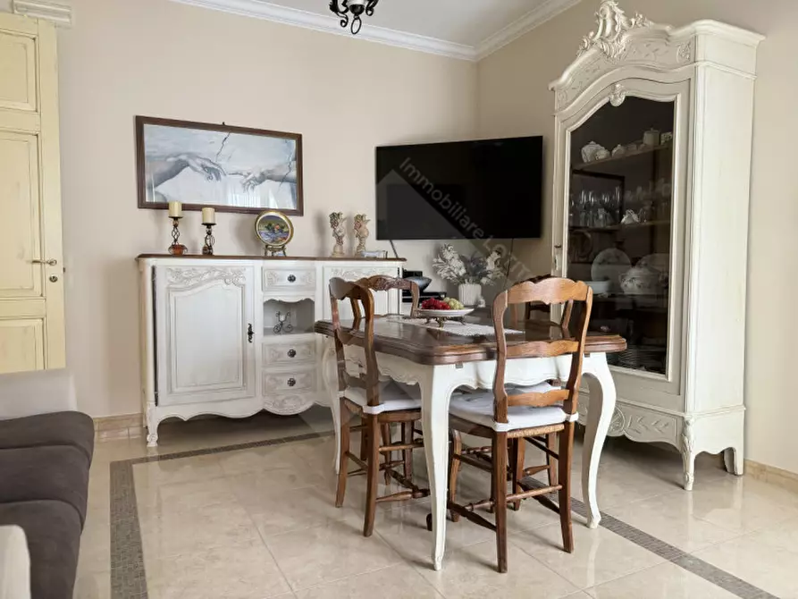 Immagine 7 di Casa indipendente in vendita  a Andria