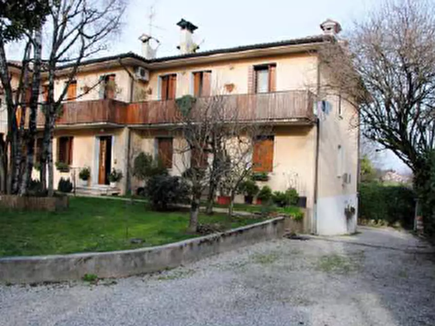 Immagine 1 di Appartamento in vendita  in Via Olivi, 3 a Possagno