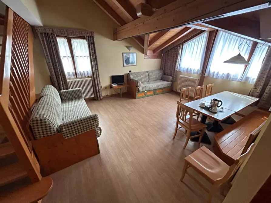 Immagine 3 di Attico in vendita  in Strada dei Monti Alti a Dimaro Folgarida