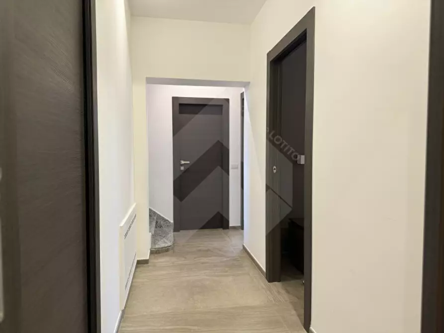 Immagine 34 di Villa in vendita  a Andria