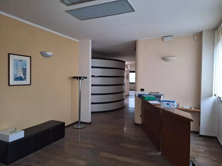 Immagine 2 di Ufficio in vendita  in Via Giosuè Carducci, 62, 56010 San Giuliano Terme PI, Italia a San Giuliano Terme
