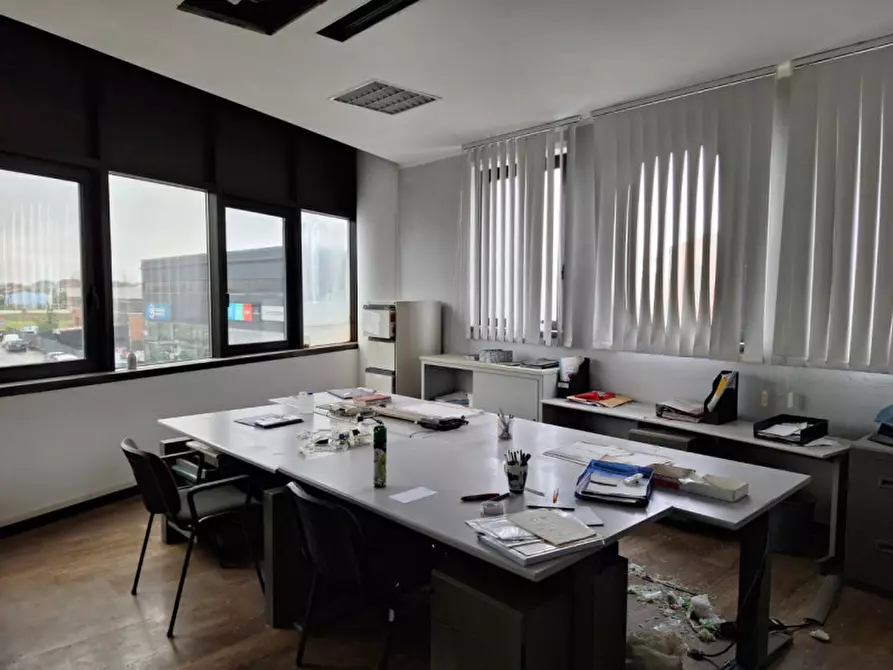 Immagine 7 di Ufficio in vendita  in Via Giosuè Carducci, 62, 56010 San Giuliano Terme PI, Italia a San Giuliano Terme