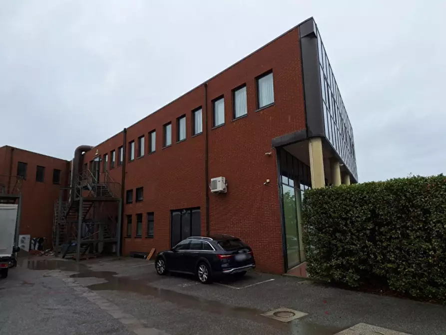 Immagine 18 di Ufficio in vendita  in Via Giosuè Carducci, 62, 56010 San Giuliano Terme PI, Italia a San Giuliano Terme