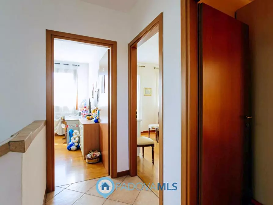 Immagine 12 di Casa trifamiliare in vendita  in Via Pietra a Agna