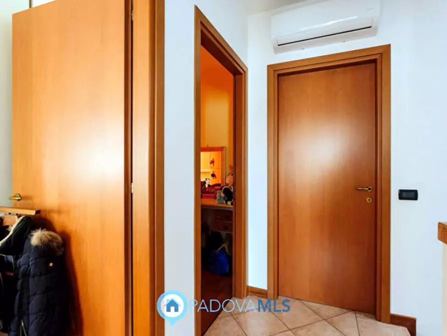 Immagine 13 di Casa trifamiliare in vendita  in Via Pietra a Agna