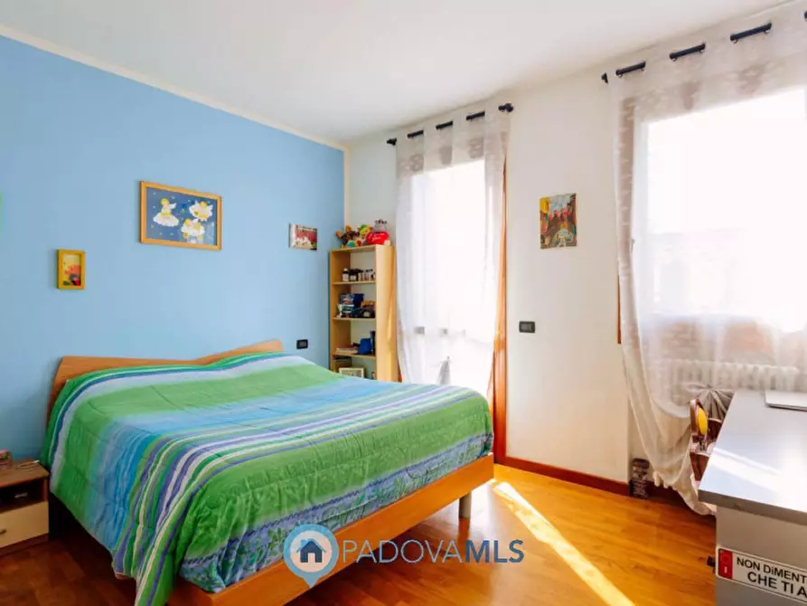 Immagine 19 di Casa trifamiliare in vendita  in Via Pietra a Agna