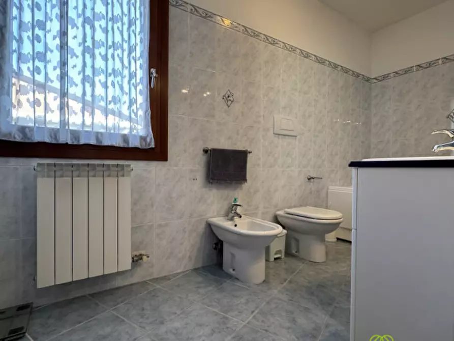 Immagine 13 di Casa bifamiliare in vendita  in Via della Resistenza a Campolongo Maggiore