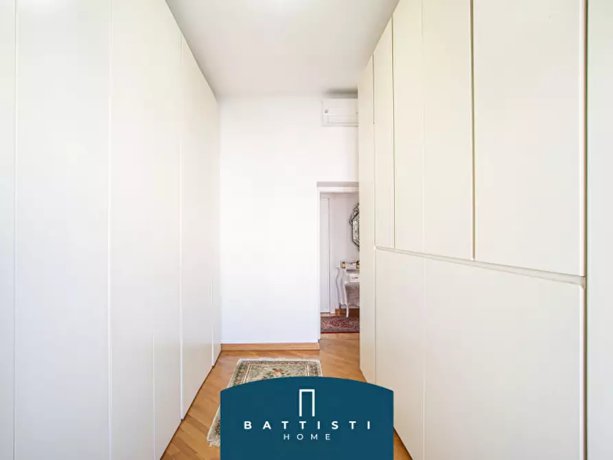 Immagine 21 di Appartamento in affitto  in Via Umbria a Roma