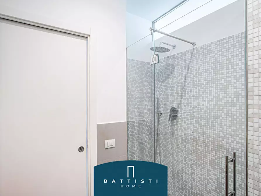 Immagine 23 di Appartamento in affitto  in Via Umbria a Roma