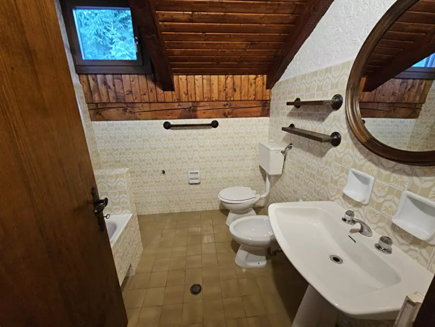 Immagine 23 di Villetta a schiera in vendita  in Località Bonetei a Dimaro Folgarida