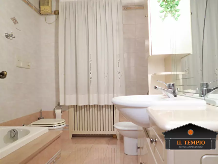 Immagine 10 di Casa indipendente in vendita  in Via stradone a Torri Di Quartesolo