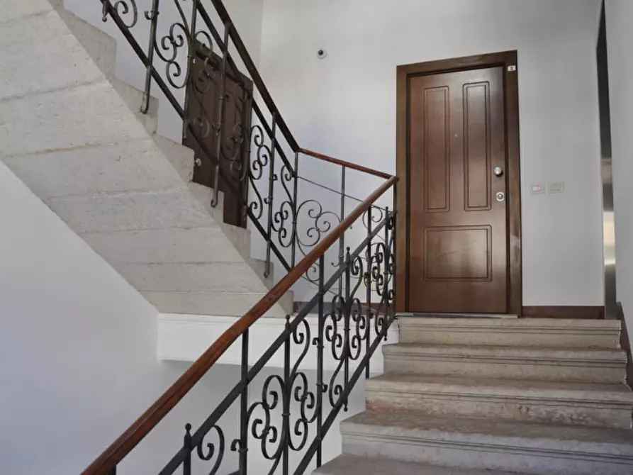 Immagine 10 di Appartamento in vendita  in Via Giuseppe Verdi a Trento