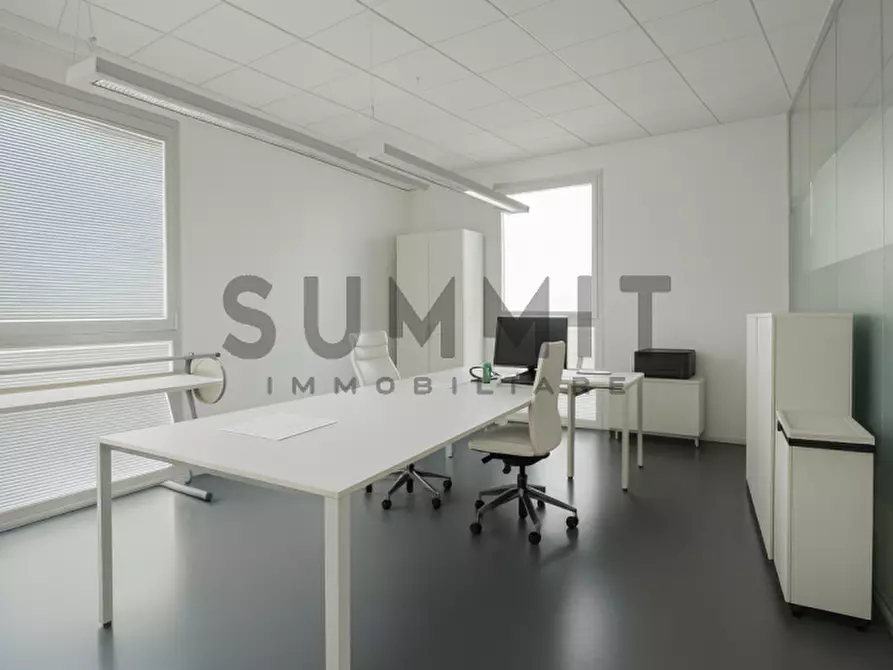 Immagine 1 di Ufficio in affitto  a Schio