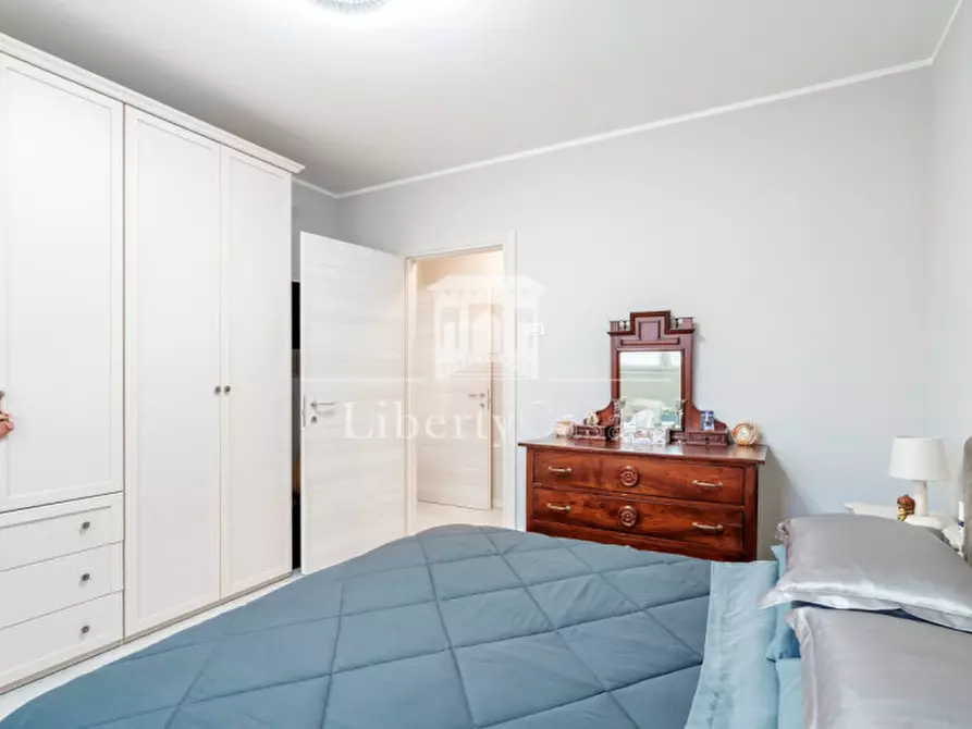 Immagine 13 di Villa in vendita  in Via Provinciale a Roè Volciano