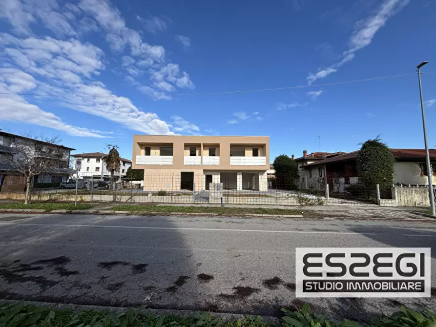 Immagine 4 di Casa trifamiliare in vendita  a Selvazzano Dentro