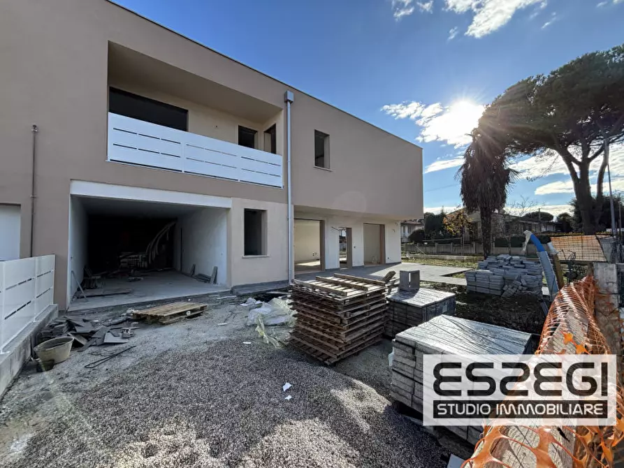 Immagine 5 di Casa trifamiliare in vendita  a Selvazzano Dentro