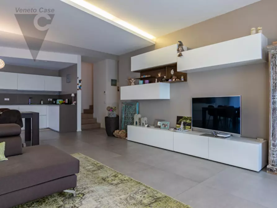 Immagine 6 di Casa quadrifamiliare in vendita  a Legnaro