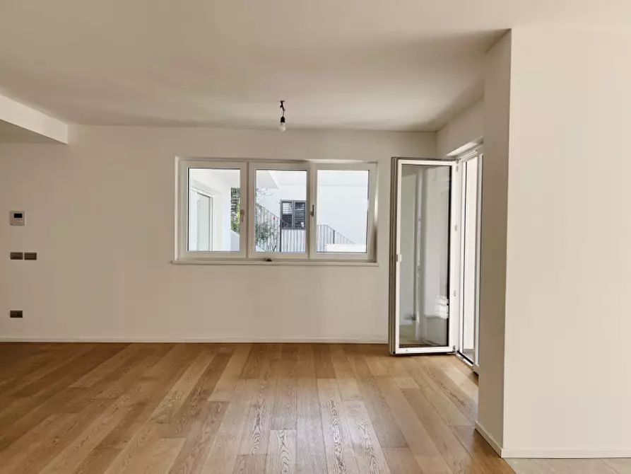 Immagine 6 di Appartamento in vendita  in Via Luigi de Campi 7 a Trento