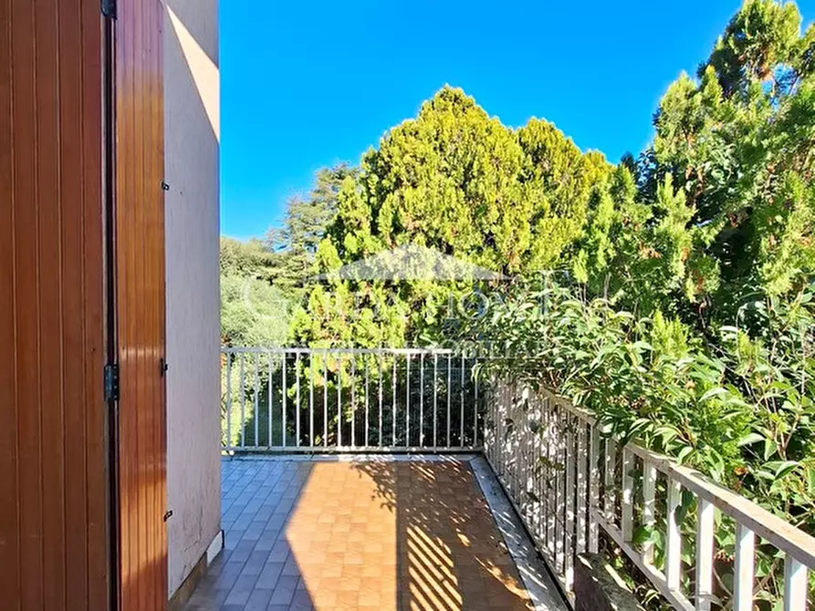 Immagine 3 di Appartamento in affitto  in Via Lorenzini a Desenzano Del Garda