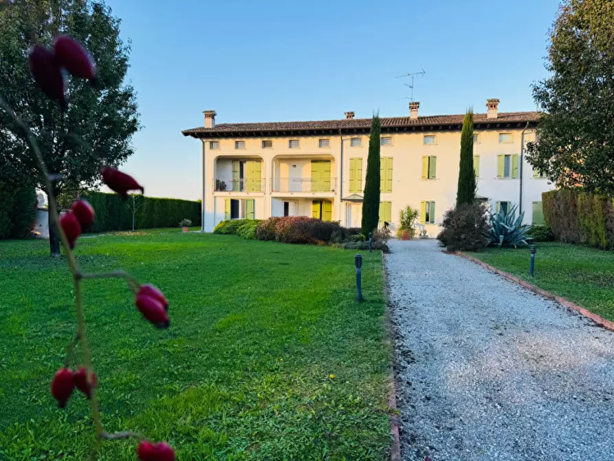 Immagine 2 di Casa trifamiliare in vendita  in via. Strada Acquafredda a Castel Goffredo