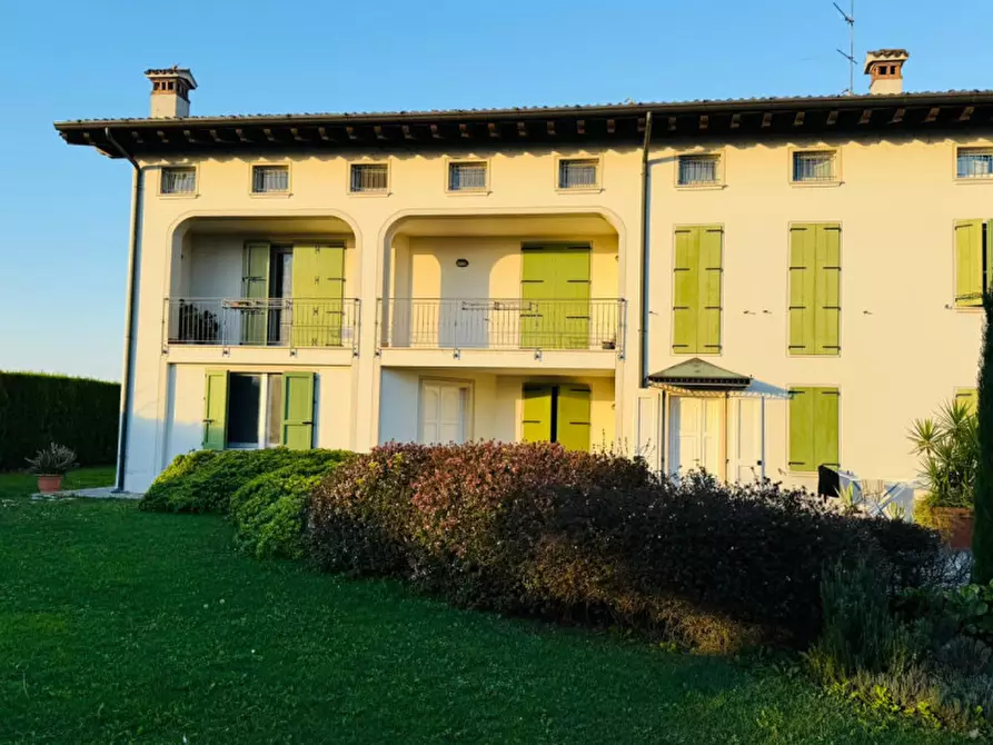 Immagine 5 di Casa trifamiliare in vendita  in via. Strada Acquafredda a Castel Goffredo