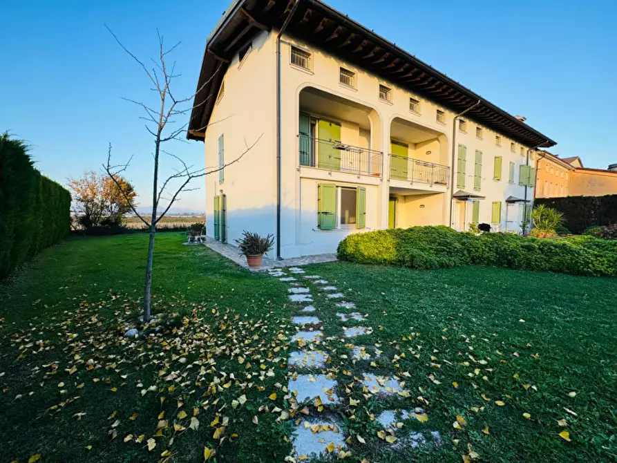 Immagine 7 di Casa trifamiliare in vendita  in via. Strada Acquafredda a Castel Goffredo