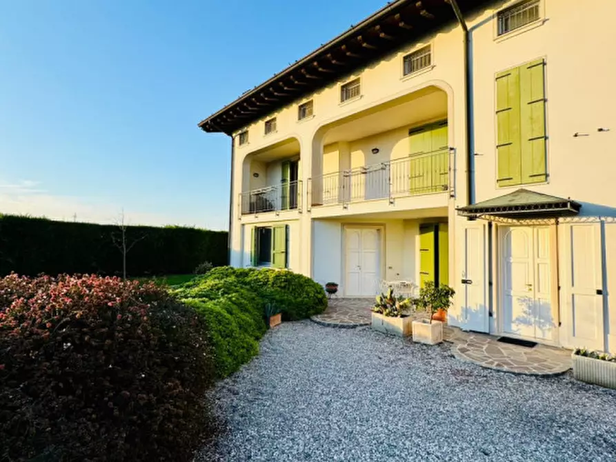 Immagine 8 di Casa trifamiliare in vendita  in via. Strada Acquafredda a Castel Goffredo