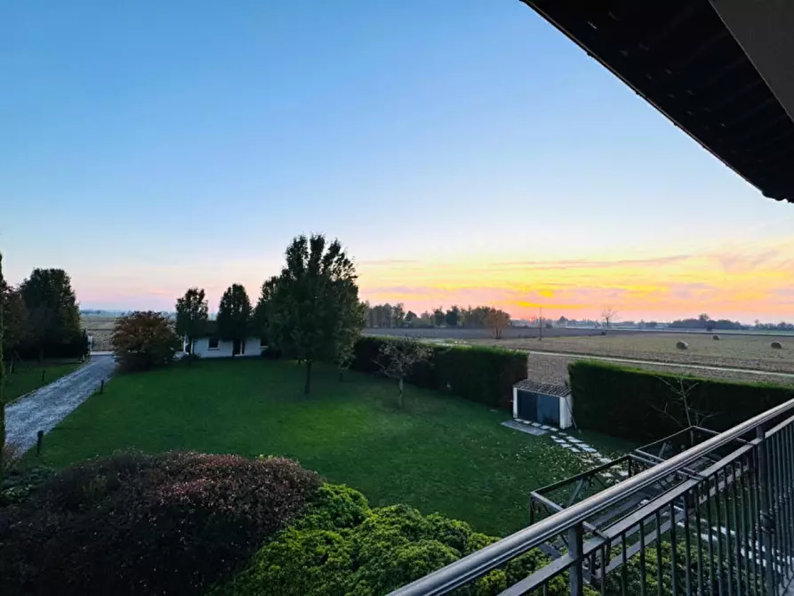 Immagine 32 di Casa trifamiliare in vendita  in via. Strada Acquafredda a Castel Goffredo