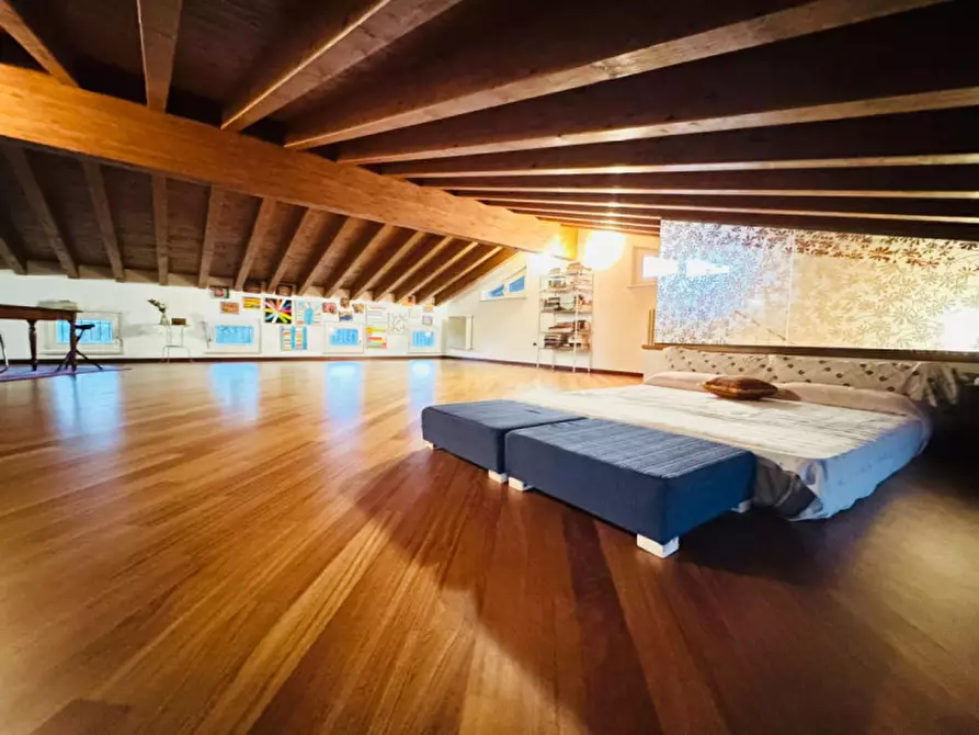 Immagine 48 di Casa trifamiliare in vendita  in via. Strada Acquafredda a Castel Goffredo