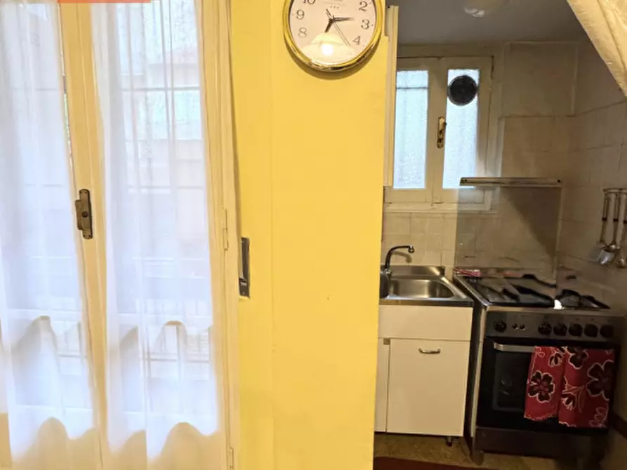 Immagine 7 di Appartamento in vendita  in Via Ventimiglia a Torino