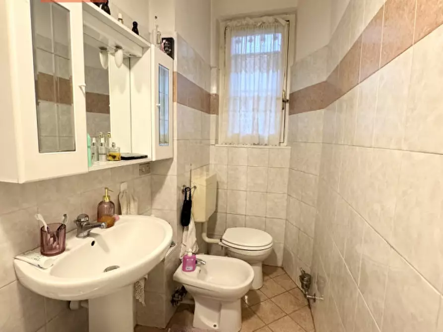 Immagine 12 di Appartamento in vendita  in Via Ventimiglia a Torino