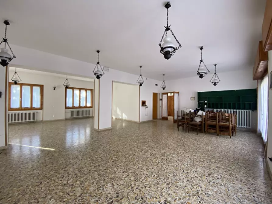 Immagine 1 di Palazzo in vendita  in Via Ligonto,3 a Auronzo Di Cadore