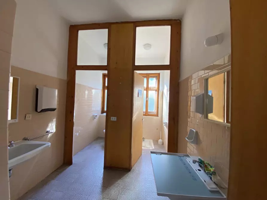 Immagine 6 di Palazzo in vendita  in Via Ligonto,3 a Auronzo Di Cadore