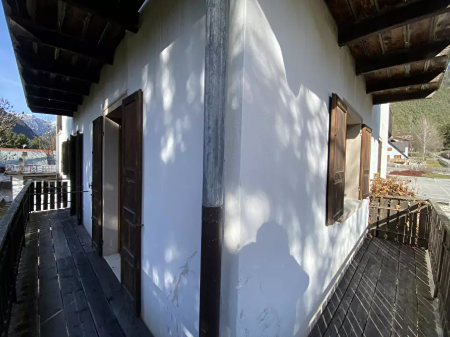 Immagine 15 di Palazzo in vendita  in Via Ligonto,3 a Auronzo Di Cadore