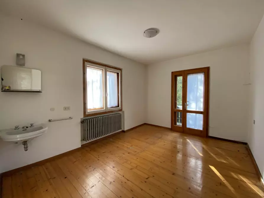 Immagine 17 di Palazzo in vendita  in Via Ligonto,3 a Auronzo Di Cadore