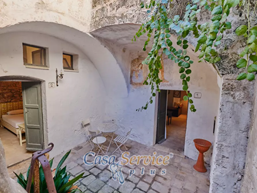 Immagine 2 di Casa indipendente in vendita  in Via Umberto I a Racale