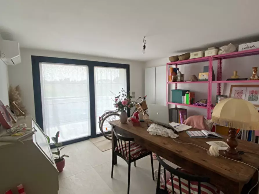 Immagine 6 di Casa bifamiliare in vendita  in Via Cisteron a Loreggia