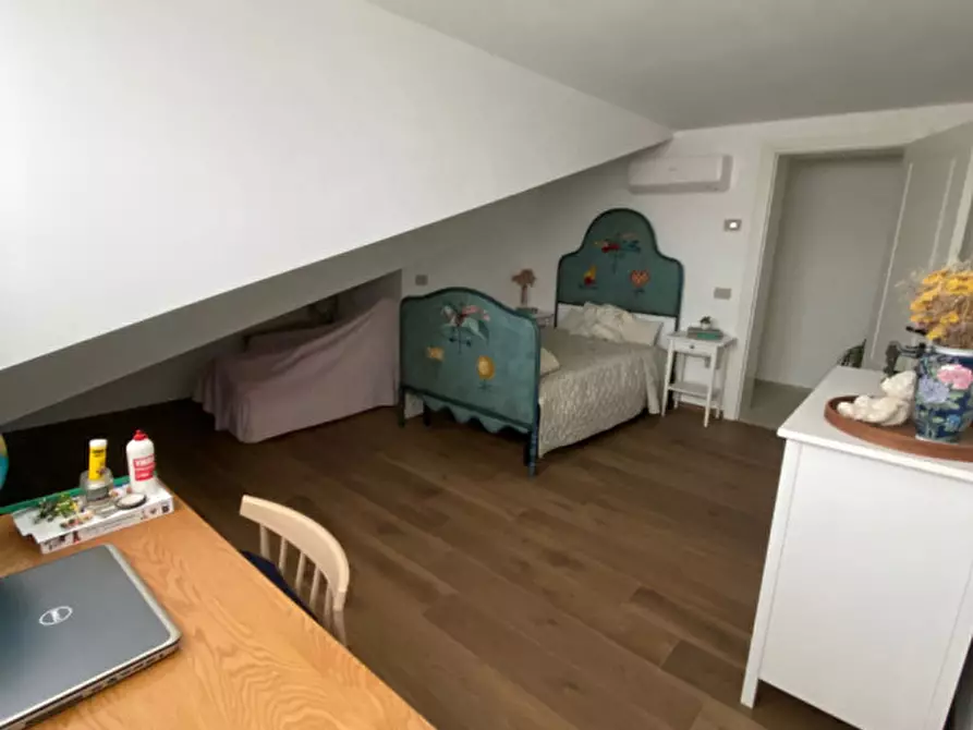 Immagine 10 di Casa bifamiliare in vendita  in Via Cisteron a Loreggia