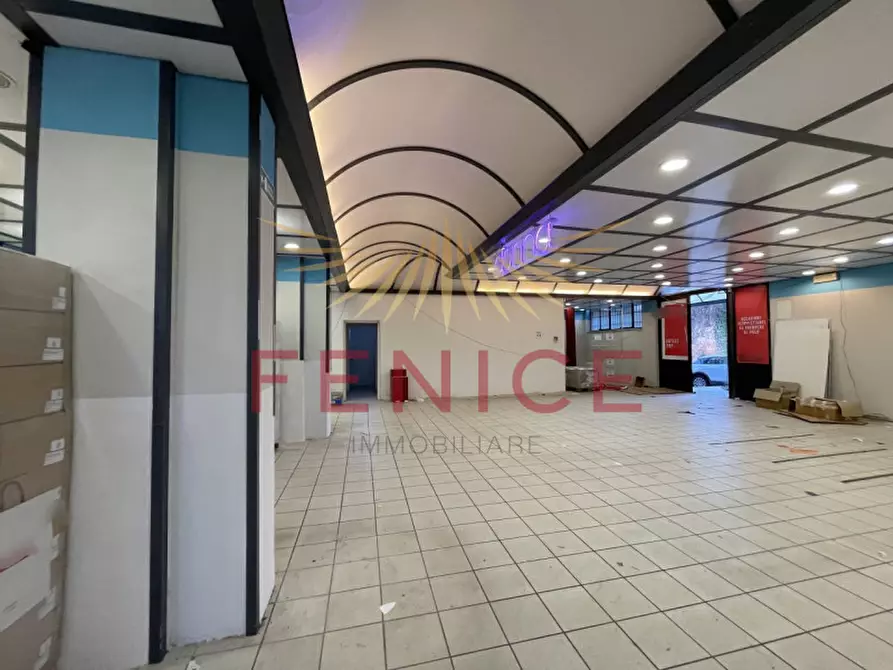 Immagine 4 di Magazzino in vendita  in Via Cal Piccole a Montebelluna