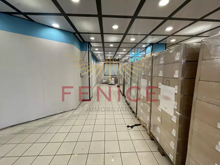 Immagine 14 di Magazzino in vendita  in Via Cal Piccole a Montebelluna