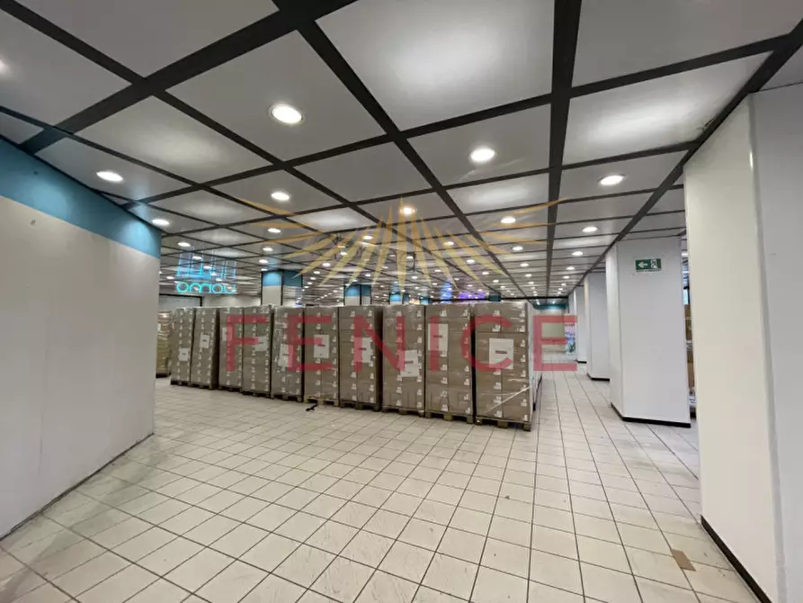 Immagine 18 di Magazzino in vendita  in Via Cal Piccole a Montebelluna