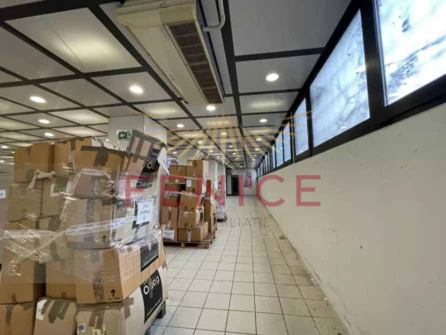 Immagine 19 di Magazzino in vendita  in Via Cal Piccole a Montebelluna