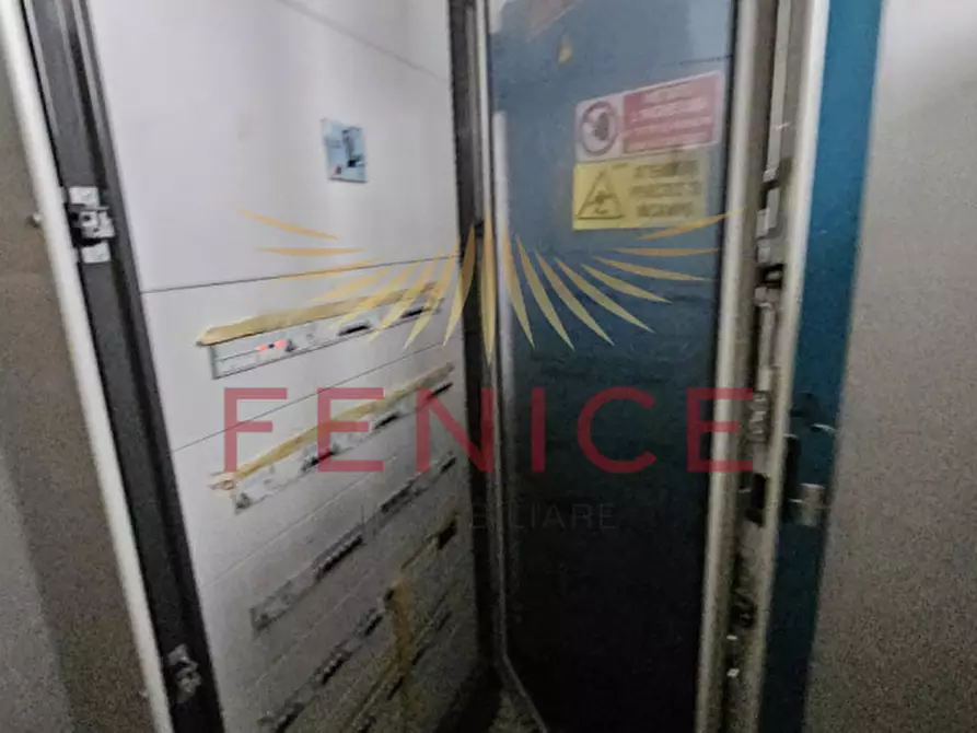 Immagine 27 di Magazzino in vendita  in Via Cal Piccole a Montebelluna