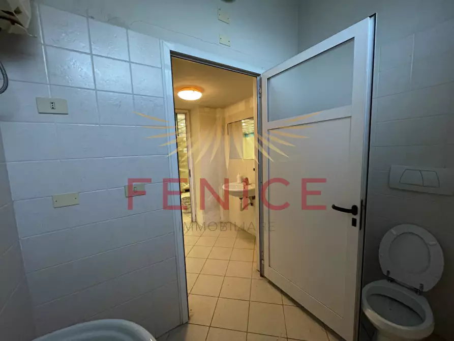 Immagine 29 di Magazzino in vendita  in Via Cal Piccole a Montebelluna