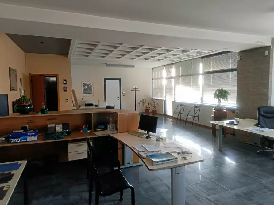 Immagine 4 di Ufficio in vendita  in Strada Valenza 4 L/bis a Casale Monferrato