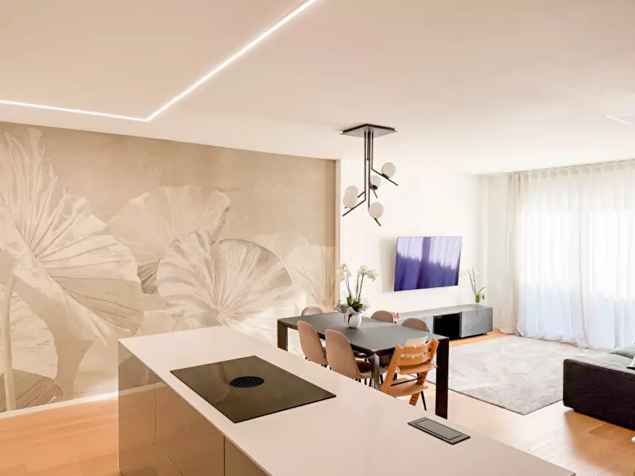 Immagine 1 di Appartamento in vendita  in Via Ugo Foscolo a Albignasego